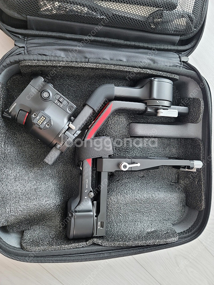 dji 로닌 rs4 프로 콤보 팝니다--1