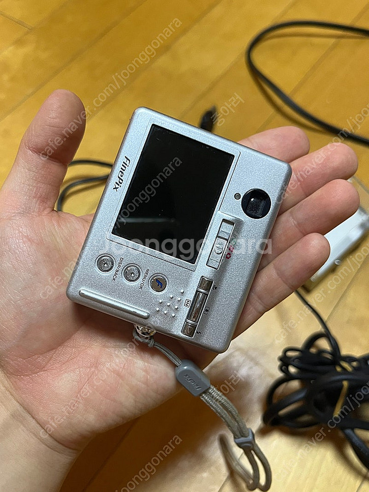 후비필름 파인픽스 f440 디카--2