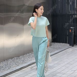 [마지막 가격/오늘까지만 판매!] 몽또또 relaxed short sleeve top 민트 새상품