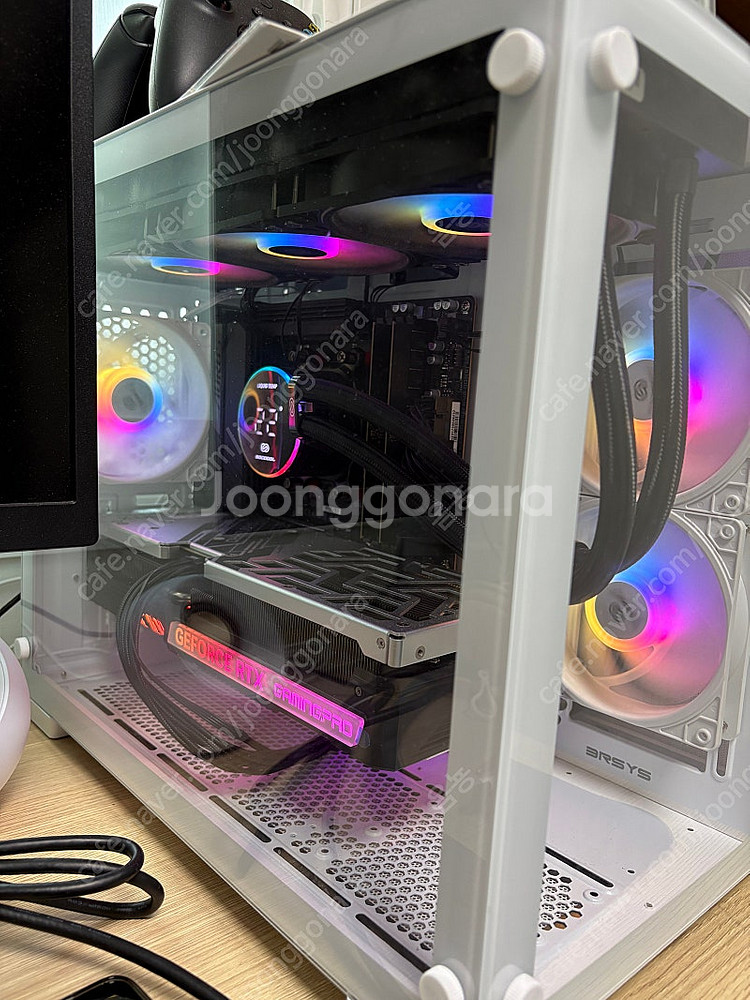 AMD 7900x, 4070ti, 64gb 데스크탑 판...--2
