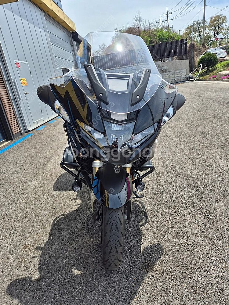 24년식 BNW R1250RT 6100KM 팝니다--3