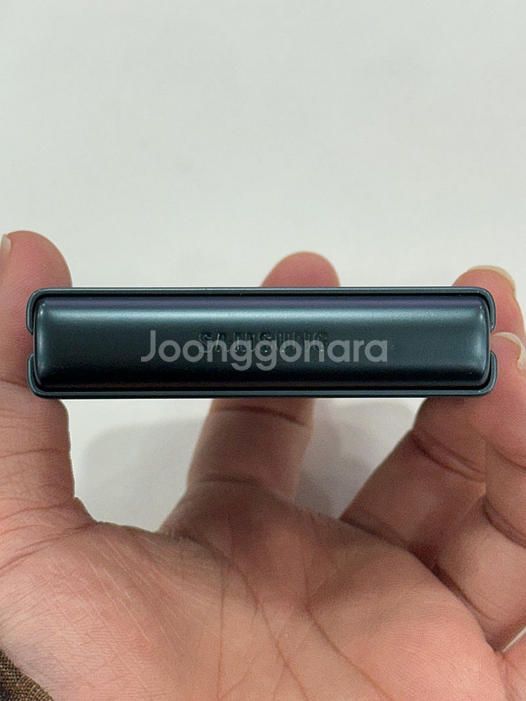 갤럭시Z플립3 제트플립3 (F711) 그린 깔끔한 A급 18만원 판매합니다~--4