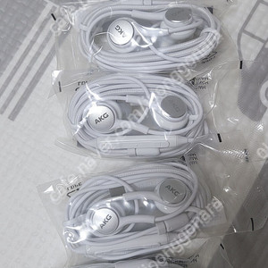삼성 정품 akg usb c타입 이어폰 화이트 미개봉