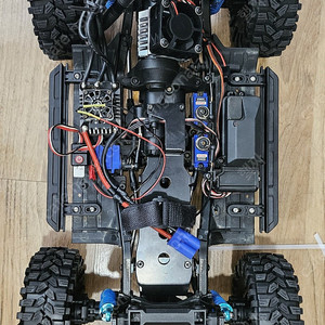 도끼모변 TRX4 차체