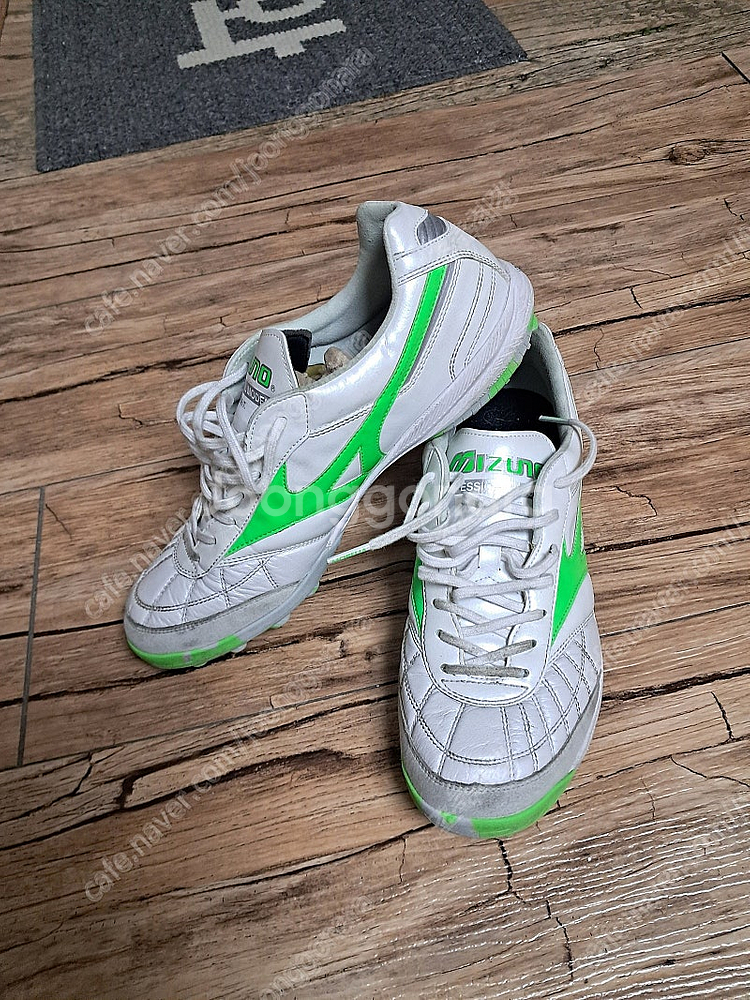 나이키 베이퍼16프로TF,베이퍼15프로TF,미즈노살라제팬TF 두가지 판매--3