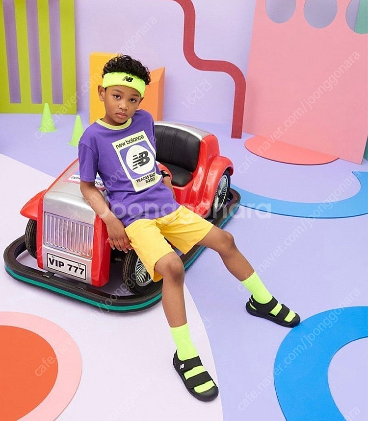 새상품)뉴발란스키즈 공용 범퍼샌들 200사이즈 cu반값택포 금액--2