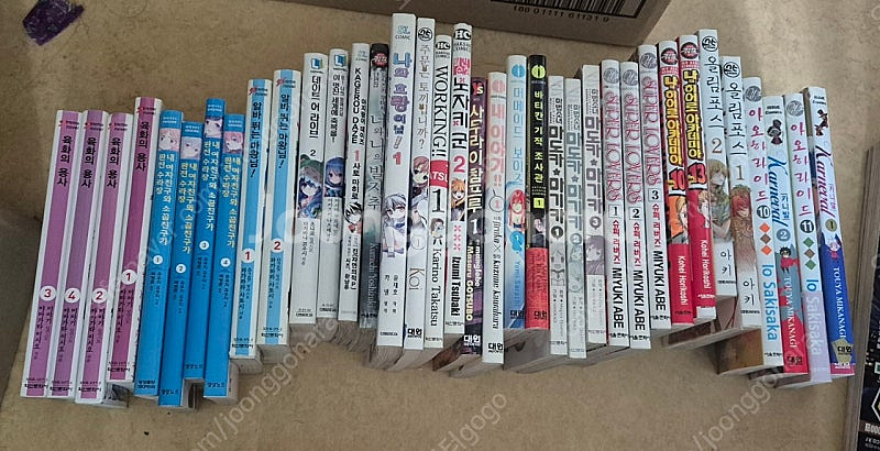 소설 만화책 권당 2천원에 판매해요--0