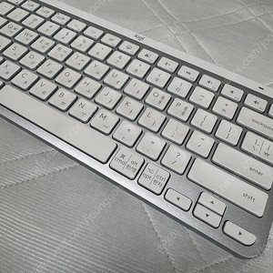 [정품] 로지텍 MX Keys Mini for mac 키보드 + 미사용 로지볼트