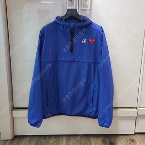 꼼데가르송 아노락(새 상품) 꼼데 반팔 명품 100폴로피케이셔츠점퍼아우터블루종의류옷명품프라다구찌루이비통디올셀린느발렌시아가마르지엘라지방시버버리톰브라운몽클레어스톤아일랜드나이키아디다스준