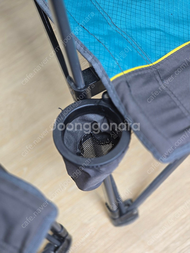 유큅 릴럭스 체어 캠핑의자 팝니다. 2개 일괄구매시--2