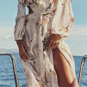 택부착) 자라 컷아웃 쉬폰 원피스