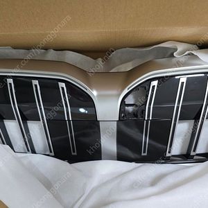 BMW 2025년 G60 그릴 새상품 판매합니다