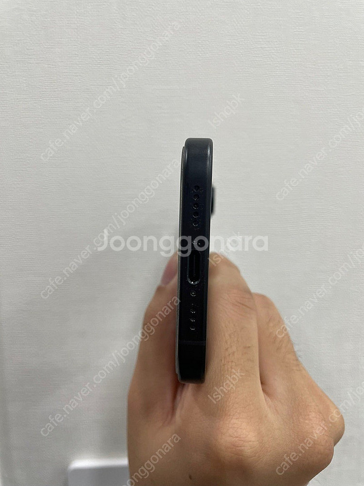 아이폰 16블랙 256기가--1