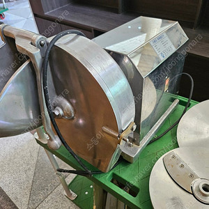 화진정공 야채 절단기 (슬라이스/채썰기) HMV-300 (칼날 구성품 포함/실사용 적은 상태)