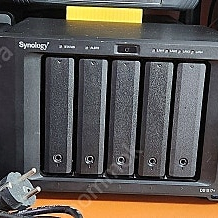 시놀로지 DS1517+ 추가판매 DX513 2대 총 15베이 10G 나스
