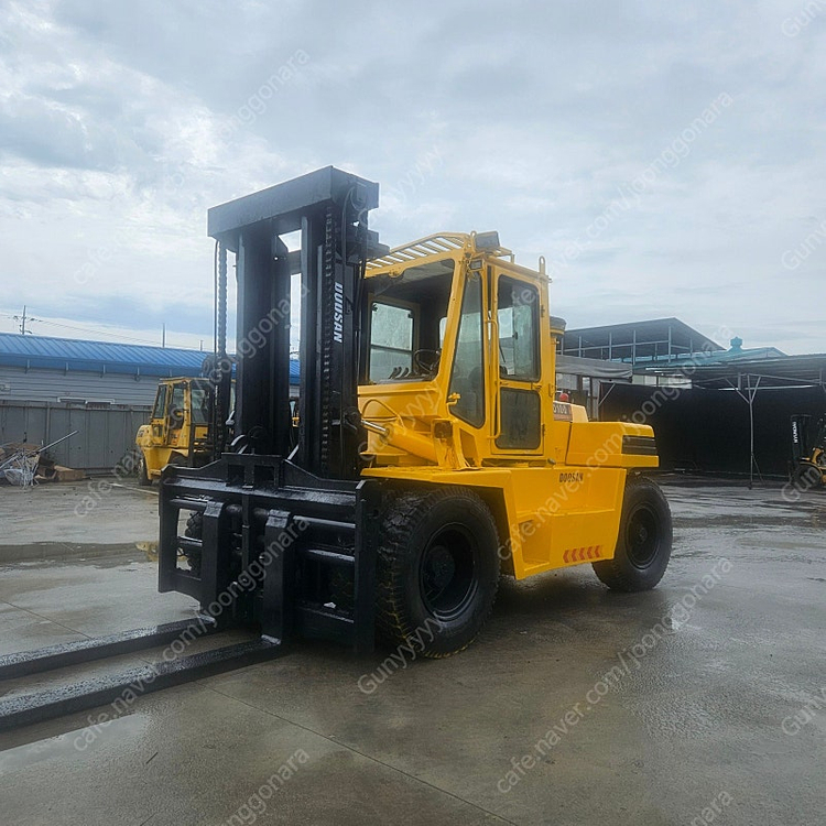 두산10톤 중고지게차 이미지