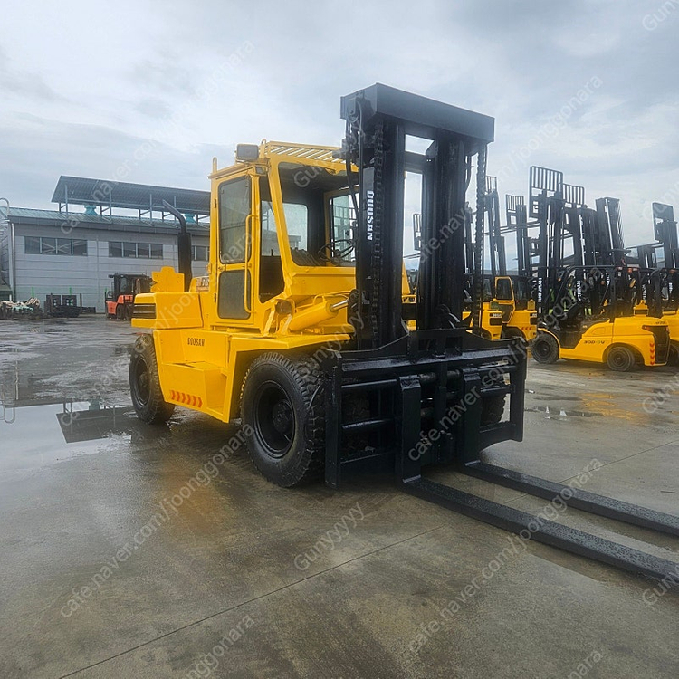 두산10톤 중고지게차 이미지