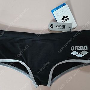 아레나 원빅 숏사각 28 싸이즈 팝니다