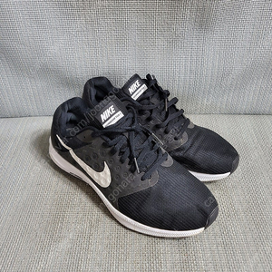 나이키 운동화 270