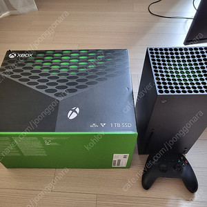 XBox Series X 팝니다.