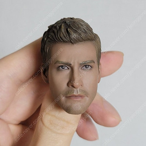 핫토이 제이크 질렌할 헤드