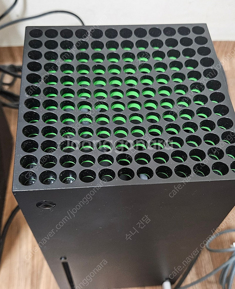 Xbox series x 본체만 팝니다--1