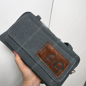 켈리인서울 켈리즈 레터백 Lee