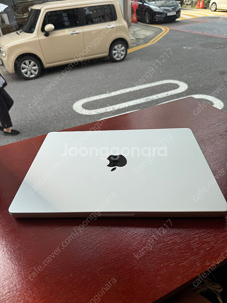 맥북프로 m1pro 14인치 16g 512g 실버 판매--1