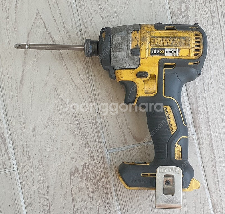 디월트 임팩 dcf886--1