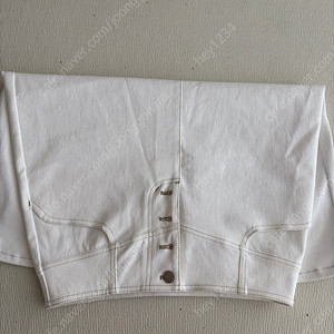 코스모폴리탄줄라이. 화이트청치마