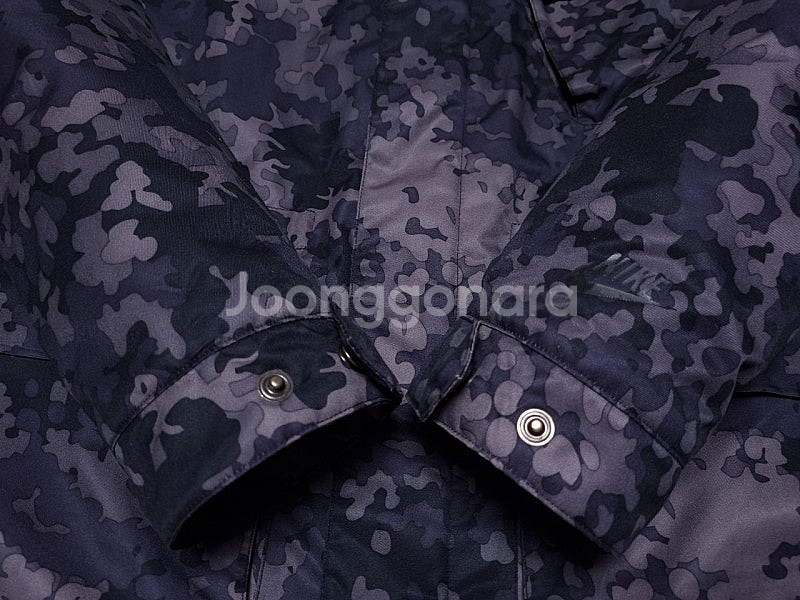 [무료배송][100]나이키 남성용 올드스쿨 카모 패딩--7