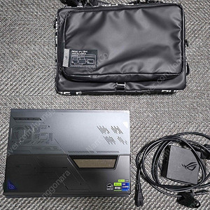 ASUS ROG FLOW Z13 i9 + 4060 노트북 팝니다