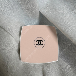 샤넬 톤업 로지 쿠션 새상품