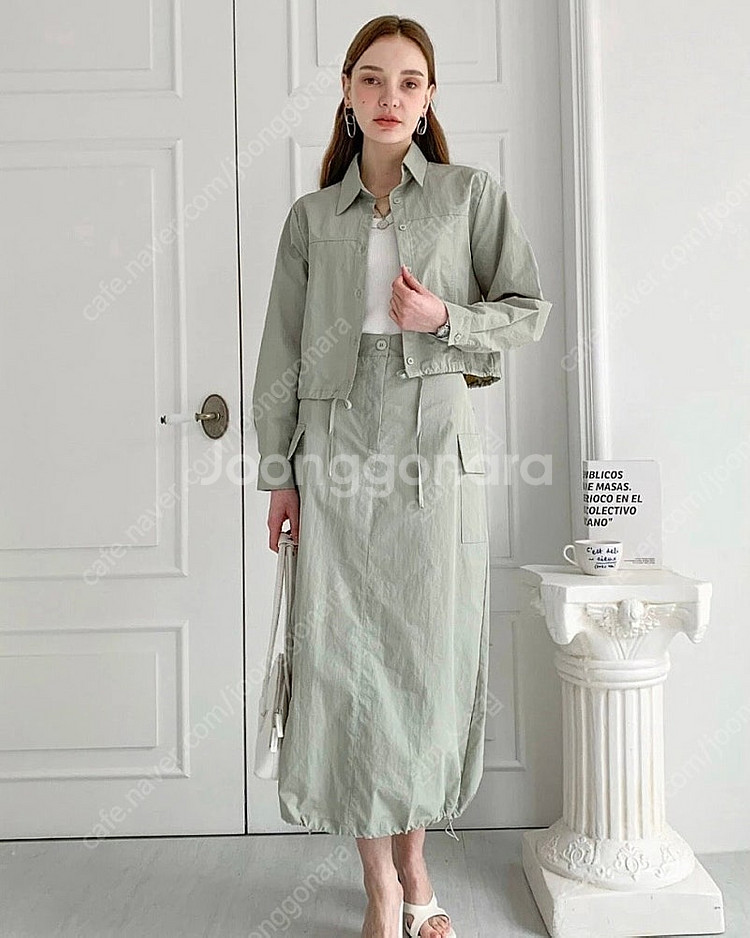 [미착용/새상품] 바스락 셔츠 자켓 카고 밴딩 롱 스커트 간절기 여름 투피스세트--8