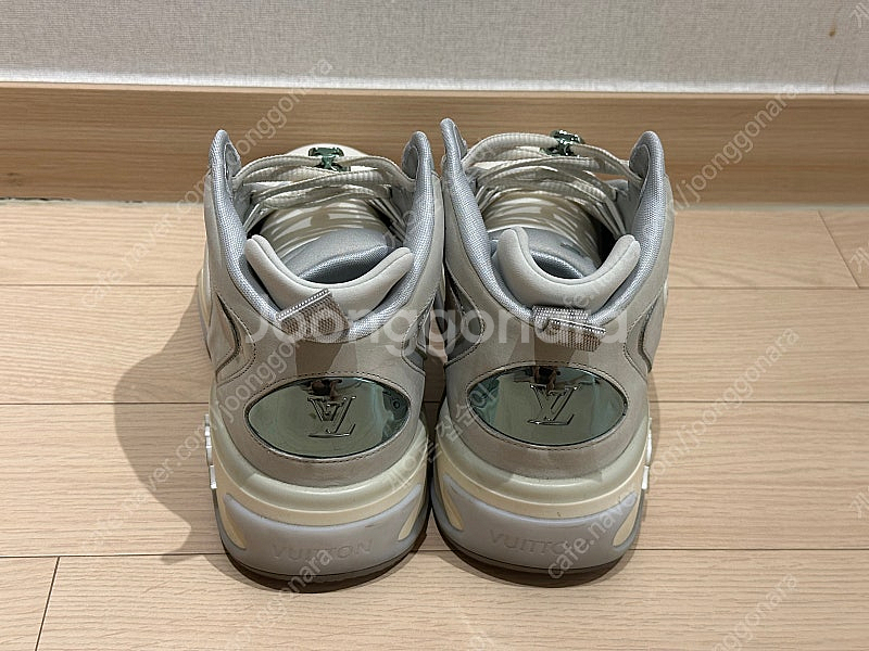 루이비통 남성 LV 트레이너 2 스니커즈 gris 6사이드--1