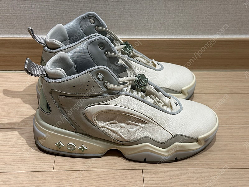 루이비통 남성 LV 트레이너 2 스니커즈 gris 6사이드 이미지