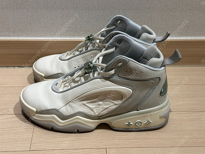 루이비통 남성 LV 트레이너 2 스니커즈 gris 6사이드 이미지