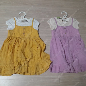 쌍둥이 여아 110사이즈 원피스 외