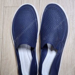 크록스 시티레인 290, m11