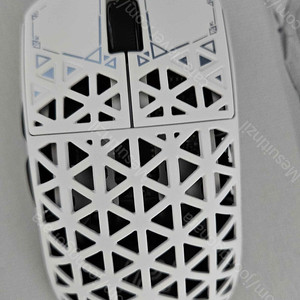 ipi float white 판매합니다.
