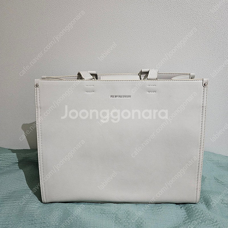 질바이질스튜어트 레더 미디움 케미백 화이트--0