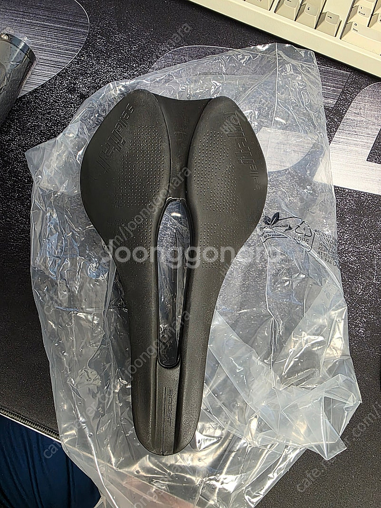 버디 자전거 R20 순정 안장 및 부품 판매합니다.--0