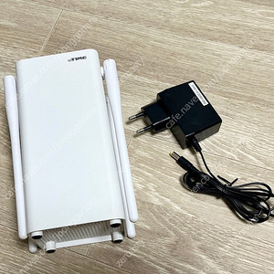 아이피타임 A3004TW 공유기 팝니다