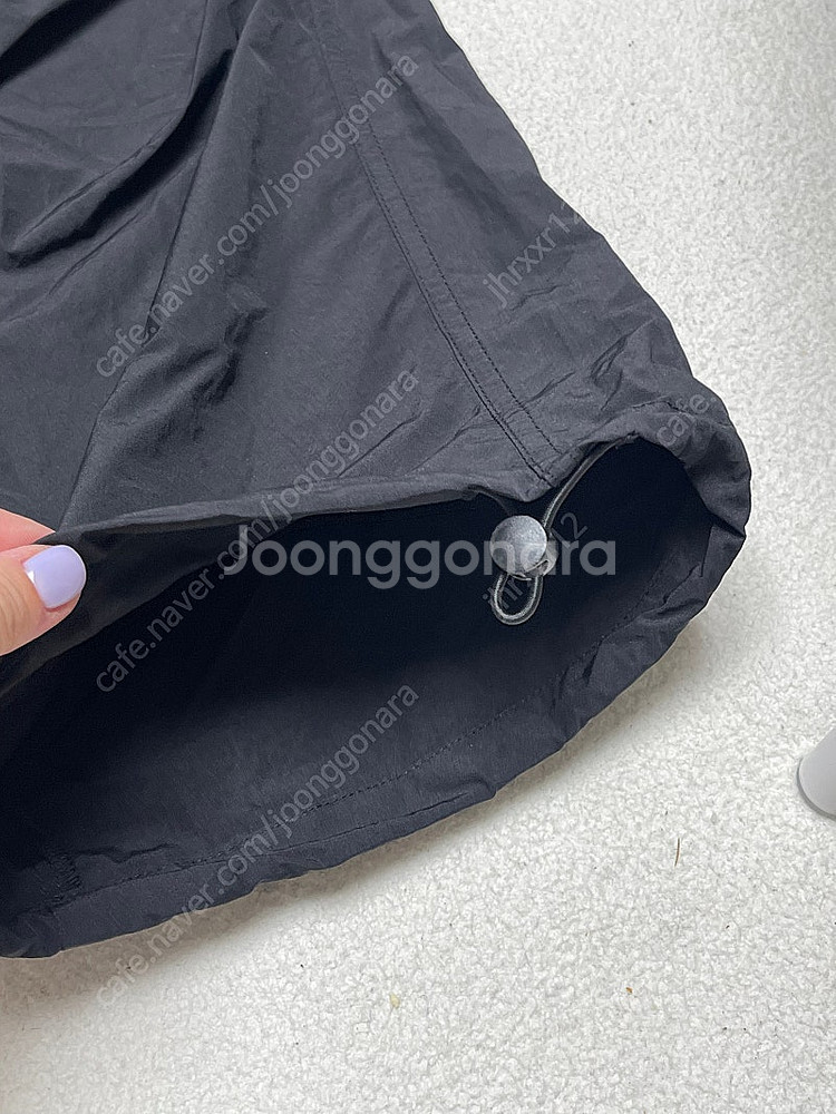 (새상품)아노락 밴딩 블랙 카고팬츠--2