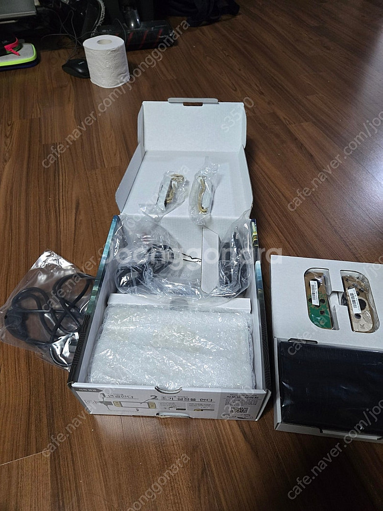 닌텐도 스위치 oled 젤다에디션 팝니다--3