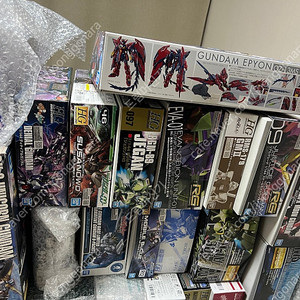 건담 반다이 프라모델 RG,HG.MG.PG,일반,프반,건베한정/메탈빌드/초합금/SHF 합리적인가격에 정리합니다 제품추가중입니다