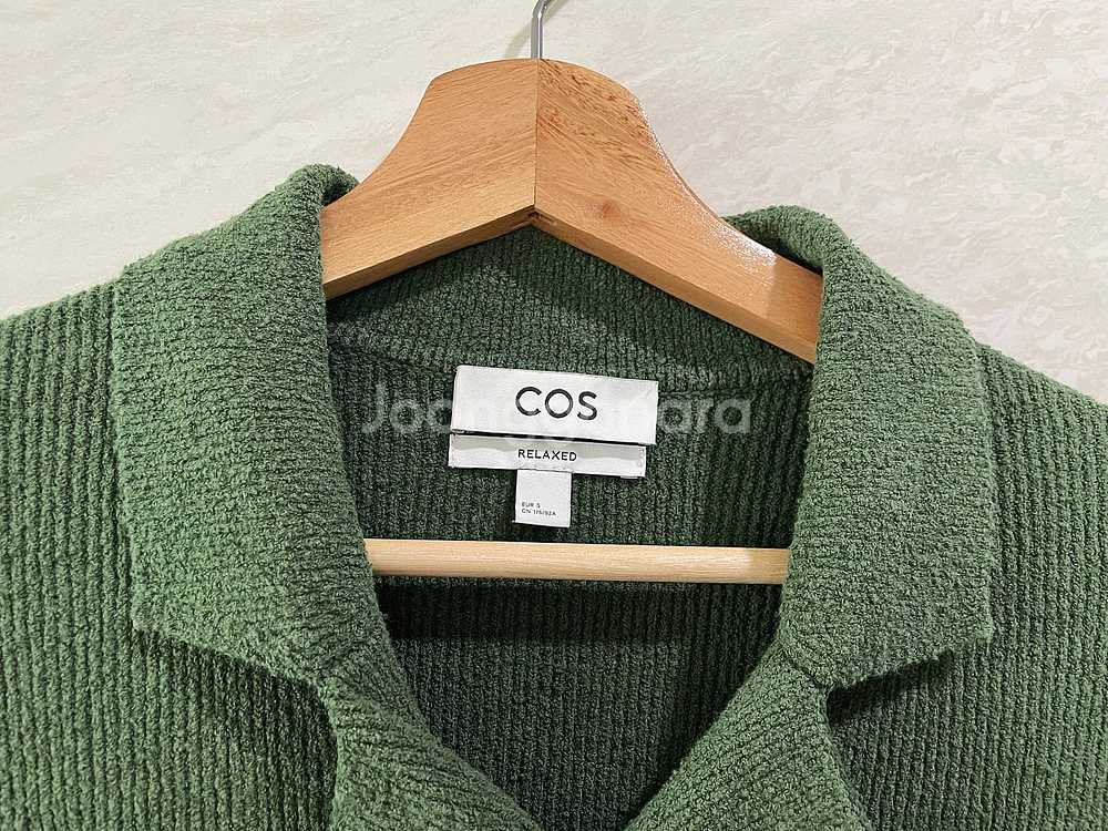 COS / 숏 슬리브 부클 니트 셔츠, 남성 반팔셔츠 ...--3