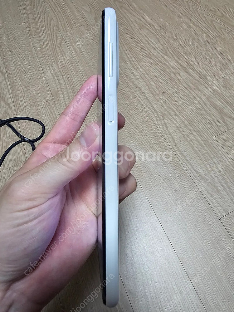 A235N 화이트 A급 팝니다--3