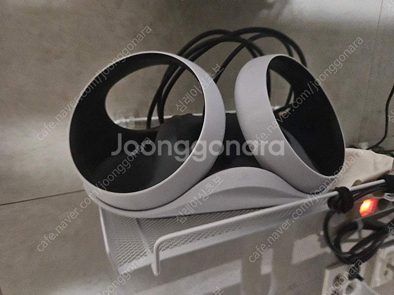 VR2 + 충전거치대 + 악세사리--1