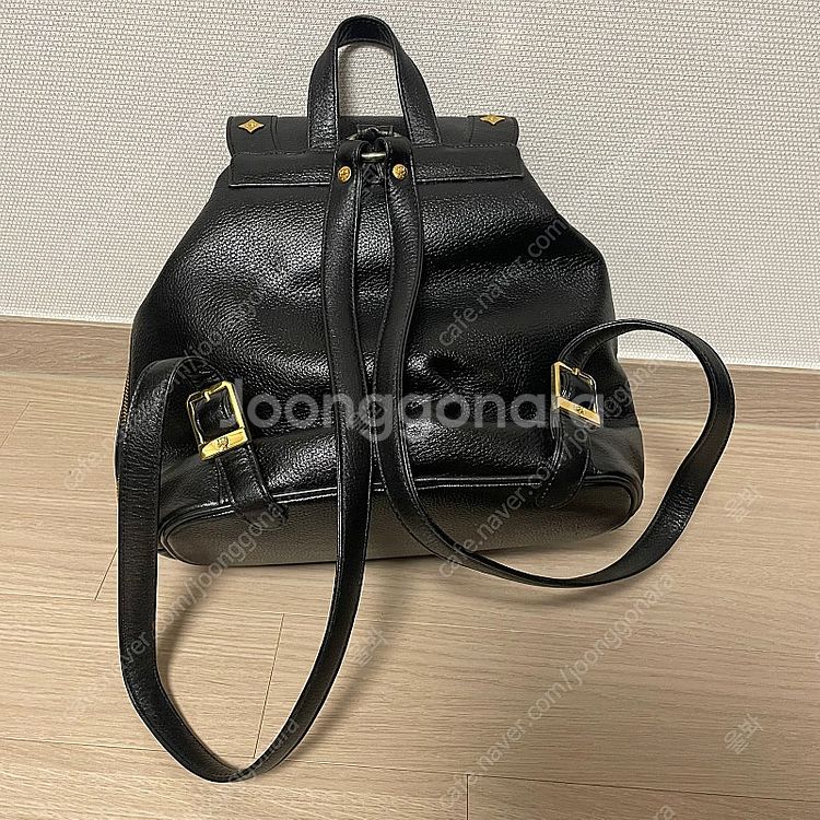 MCM 오리지날 버킷백 여성 가죽 백팩 블랙 금장 포인...--4